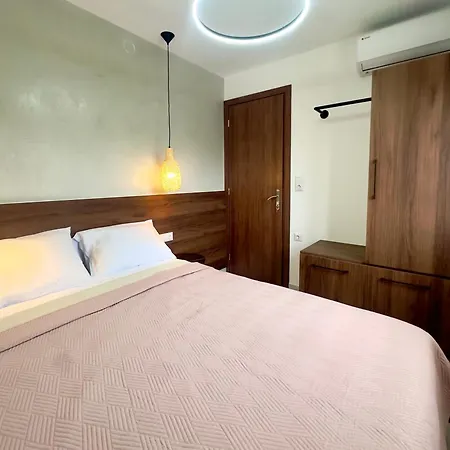 Hermes Luxury Apartment